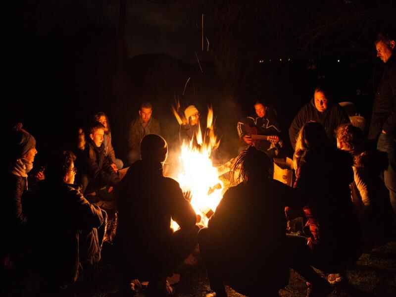 Séminaire de développement personnel - Feu de Camp